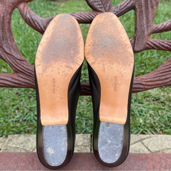 Salvatore Ferragamo Boutique Italian Vara Bow Pumps In Bronze Like New - Picture 8 of 14